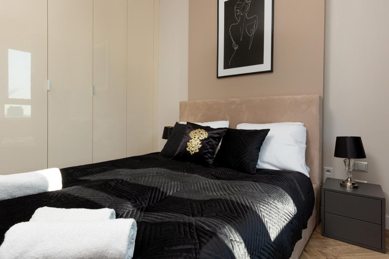 Platinum Towers With Parking By Renters Prestige Appartement Warschau