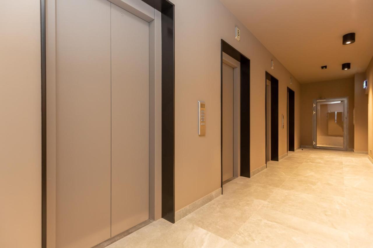 Appartement Platinum Towers With Parking By Renters Prestige Warschau