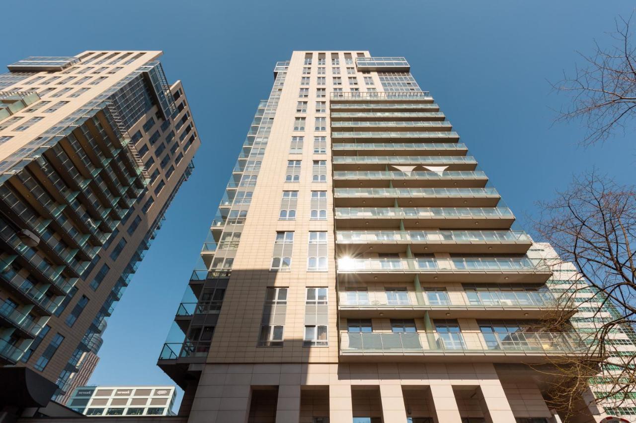Platinum Towers With Parking By Renters Prestige Appartement Warschau