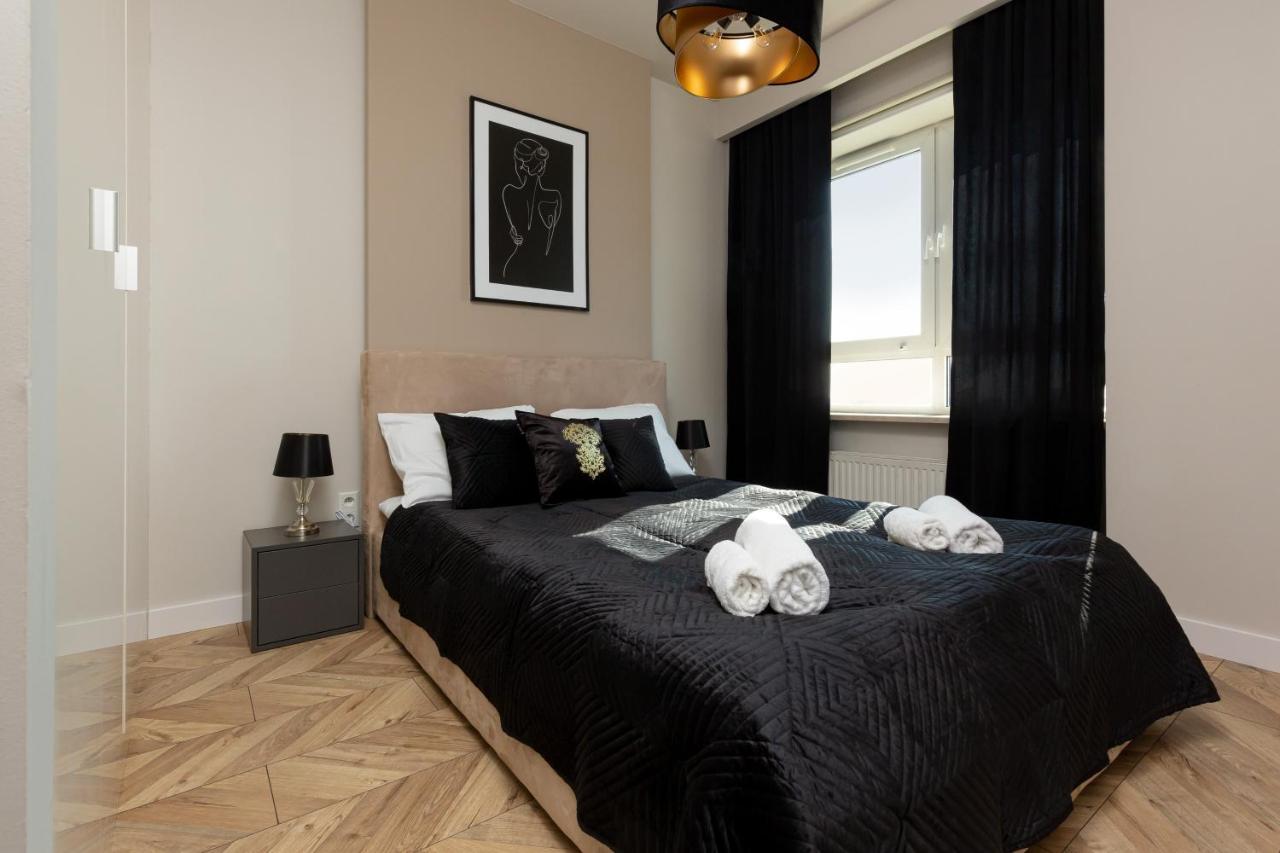 Appartement Platinum Towers With Parking By Renters Prestige *